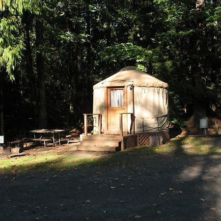 Mount Hood Village Yurt 1 מראה חיצוני תמונה